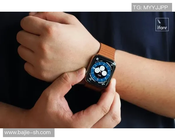 足球球星佩戴苹果手表引领时尚潮流科技与运动完美融合